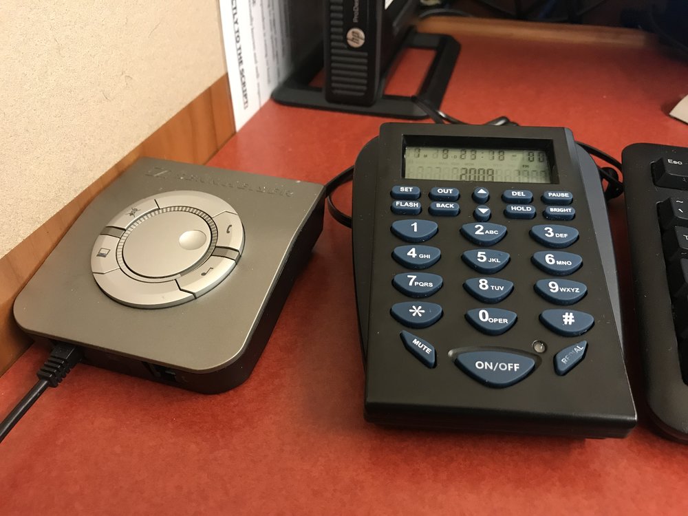 Manual dialer at polling station