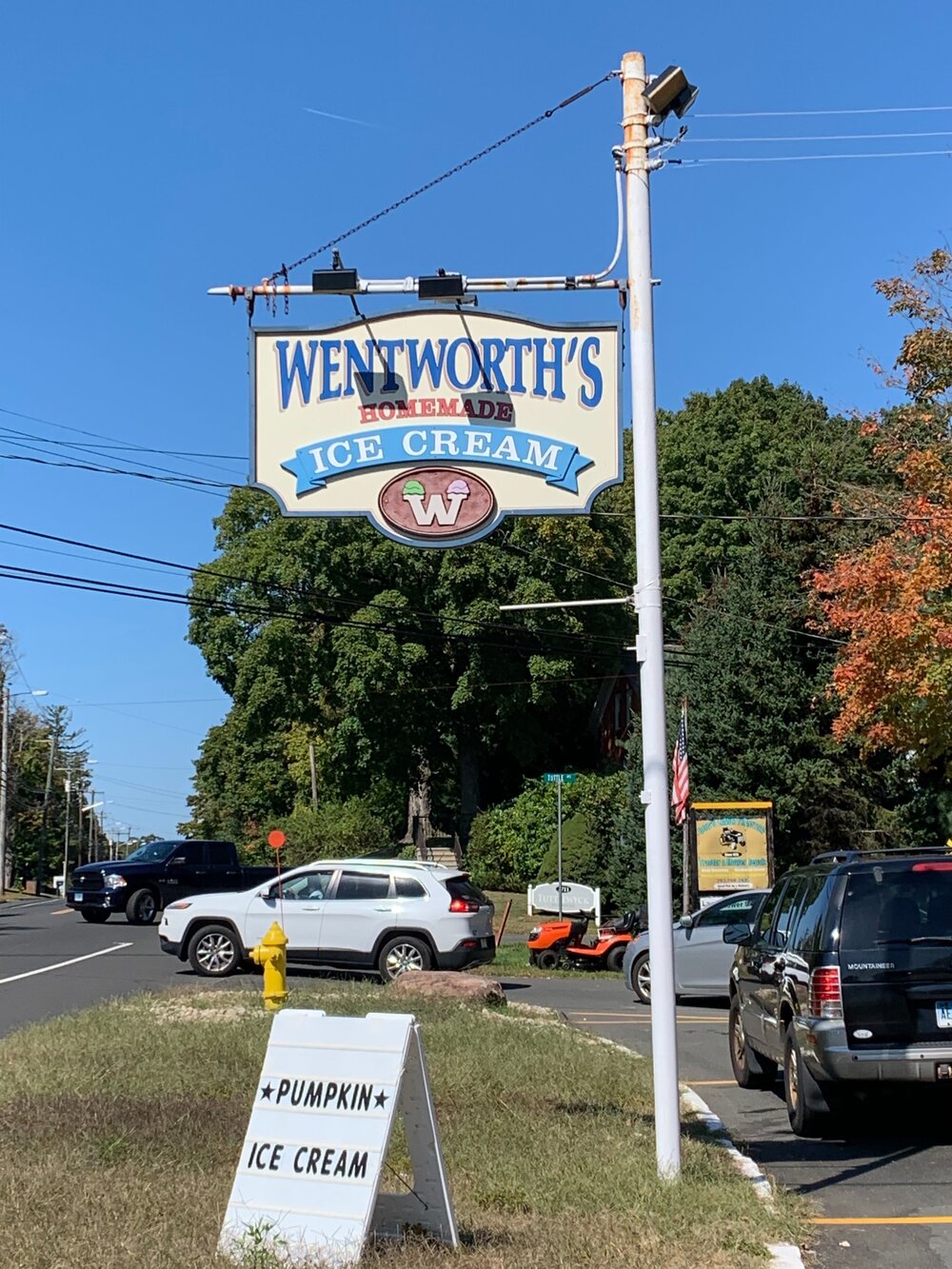 Wentworth’s is another Whitney Ave. staple.