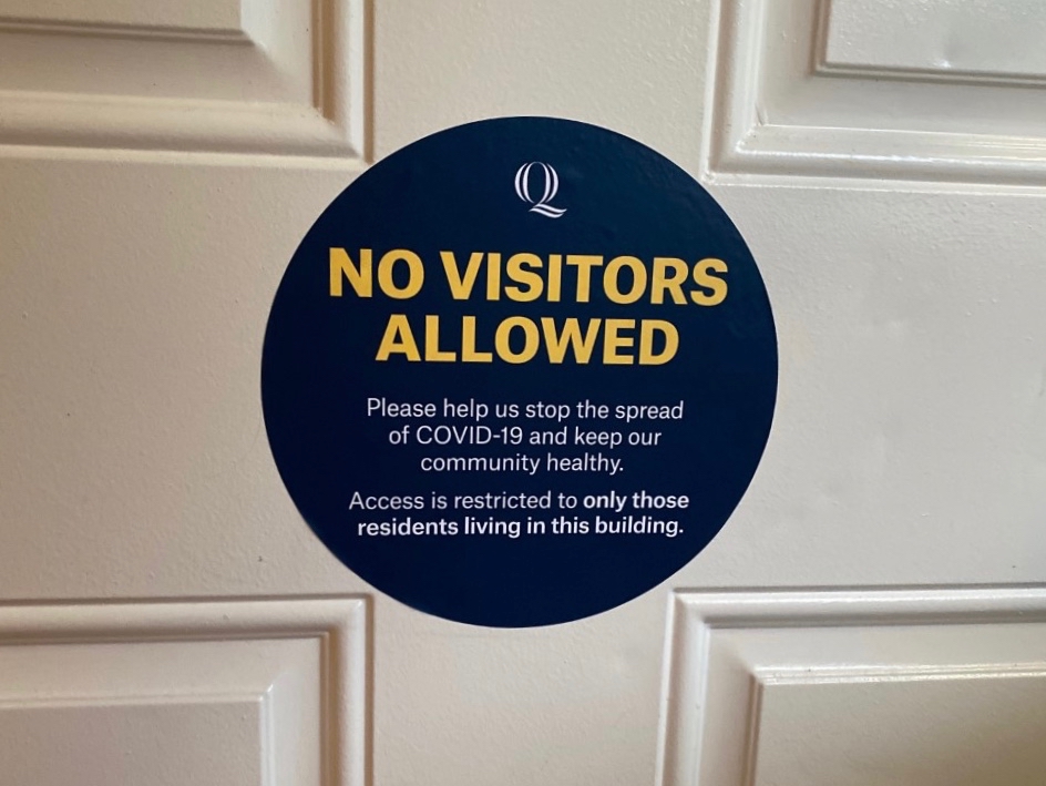 Photo of the sticker found on all QU off-campus houses.