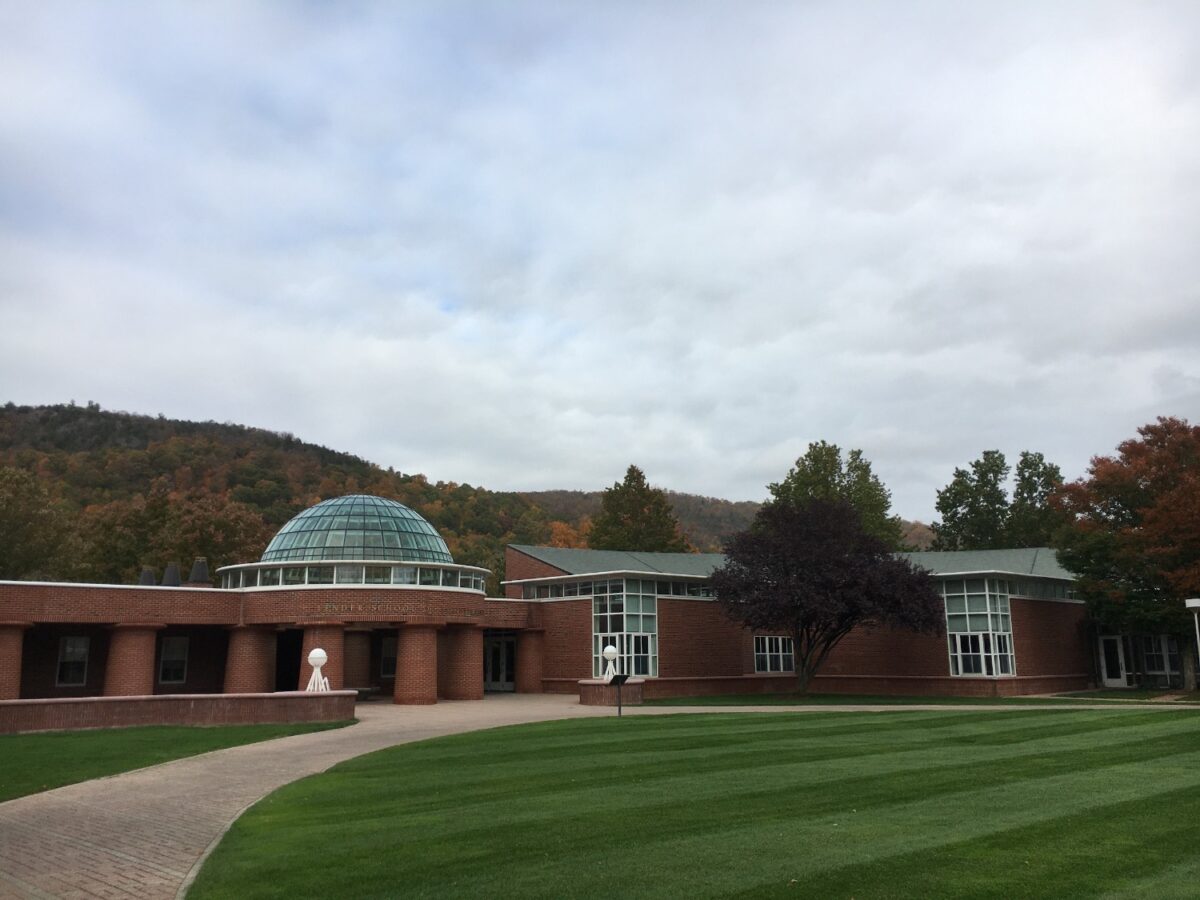 Quinnipiac University sees its cases rise for a fourth consecutive week. (photo by Thomas Senerchia)