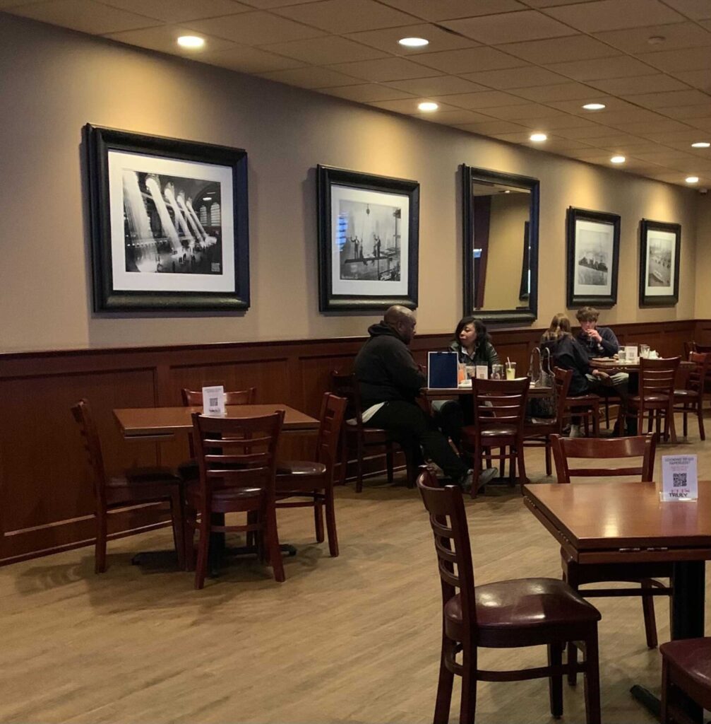 Seating spaced out at 6 feet apart, per COVID-19 guidelines. Photo: Jensen Coppa