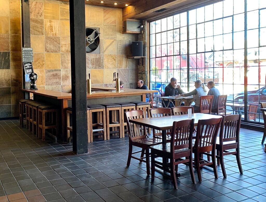 The other side of BAR includes another bar, booths (not pictured), window seating and more spaced-out tables.
Photo Credit: Alyssa Naumann