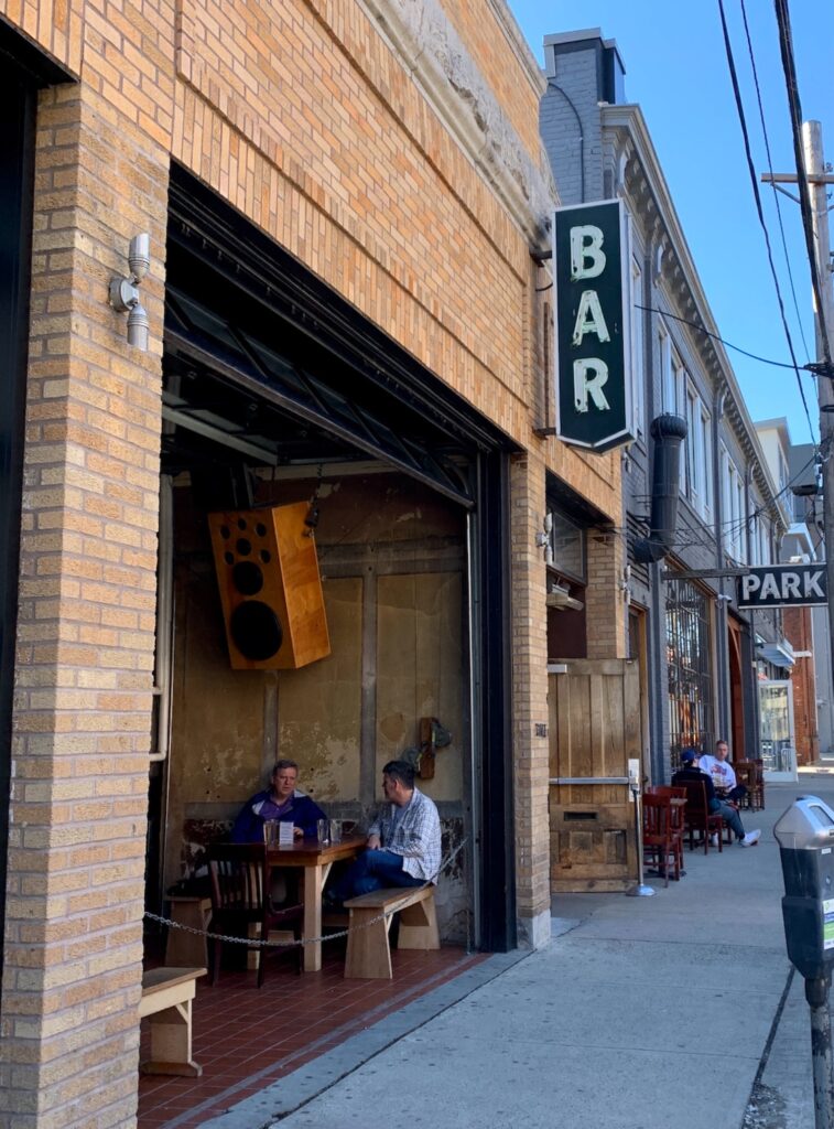 Located on Crown Street, BAR has opened its outdoor seating and garage doors, allowing customers to sit indoors but still enjoy the weather.
Photo Credit: Alyssa Naumann 